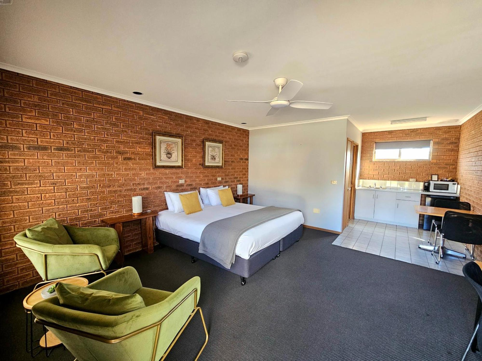 Bridge Motor Inn Tocumwal Esterno foto
